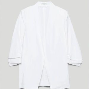 Aritizia Babaton White Linen Blazer